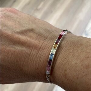 Chic Silver Bracelet with Colorful Gemstones